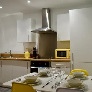 Kiwi 31: For Work Or Leisure Apartment